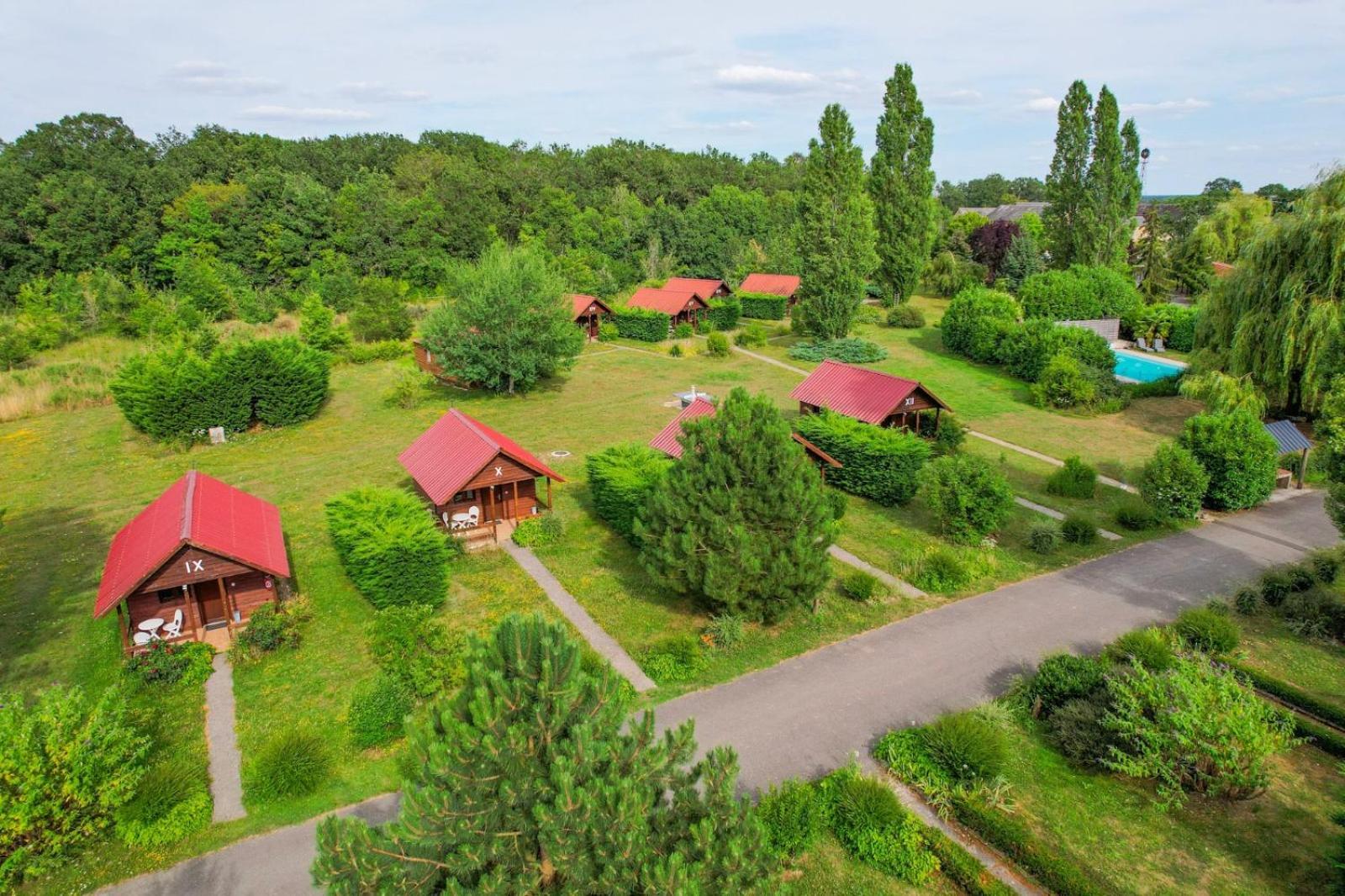 Les Cabanes Parisiennes - Chalets 1H30 From Paris - 62P Sainte-Geneviève-des-Bois Exteriör bild