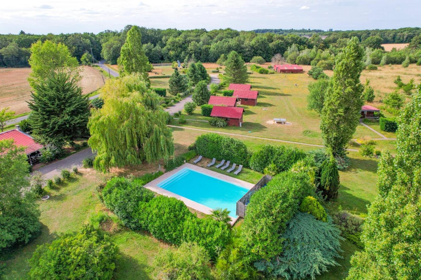 Les Cabanes Parisiennes - Chalets 1H30 From Paris - 62P Sainte-Geneviève-des-Bois Exteriör bild